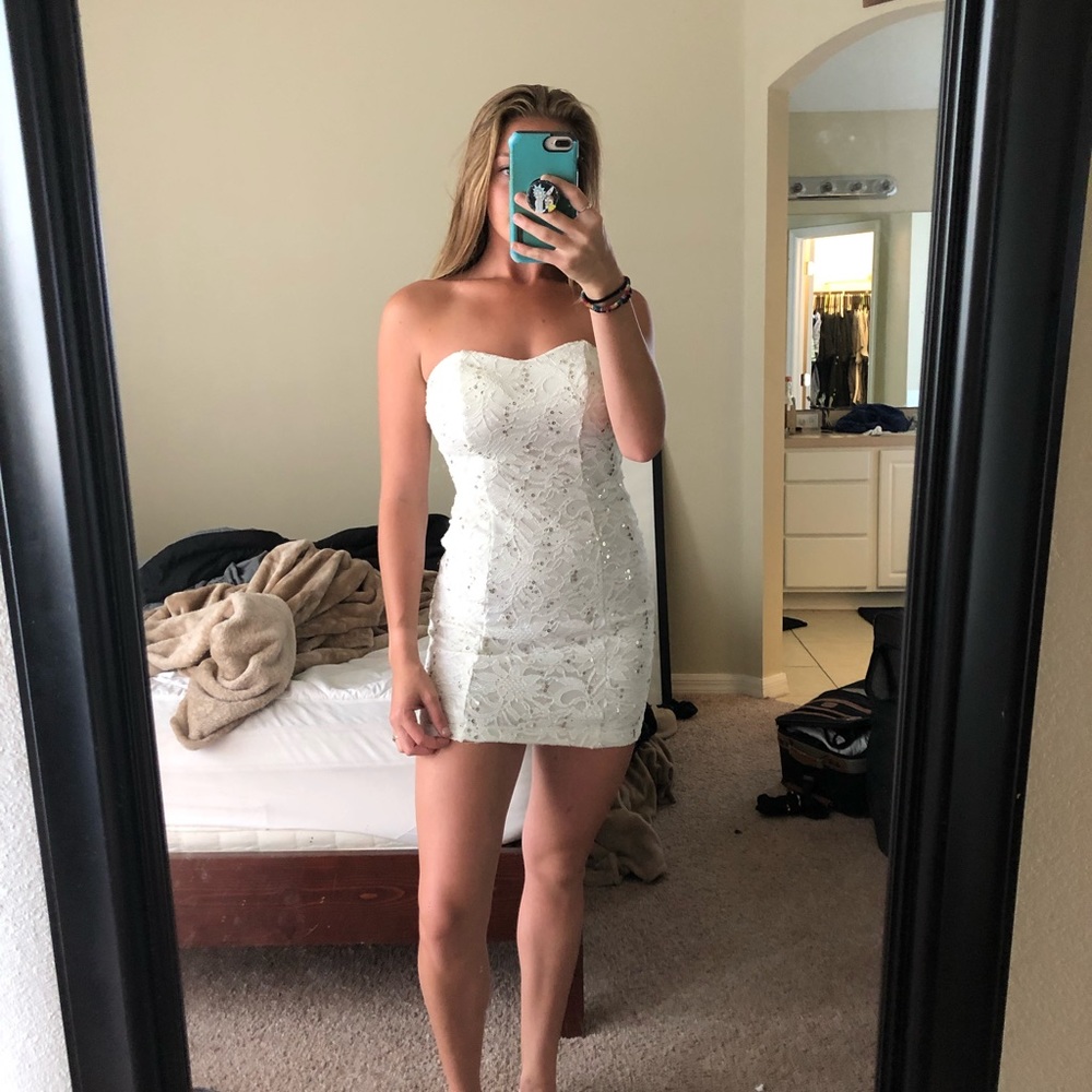 White dress size small
